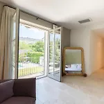 فيلة Unique In Famous Provence Historic Village فينوف ليز أفيجْنْ