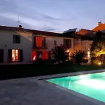 Unique In Famous Provence Historic Village *